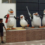 esculturas de los pingüinos de madagascar